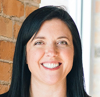 Sophie Hartwell Porträt Kundenbetreuungsleiterin Service-Team